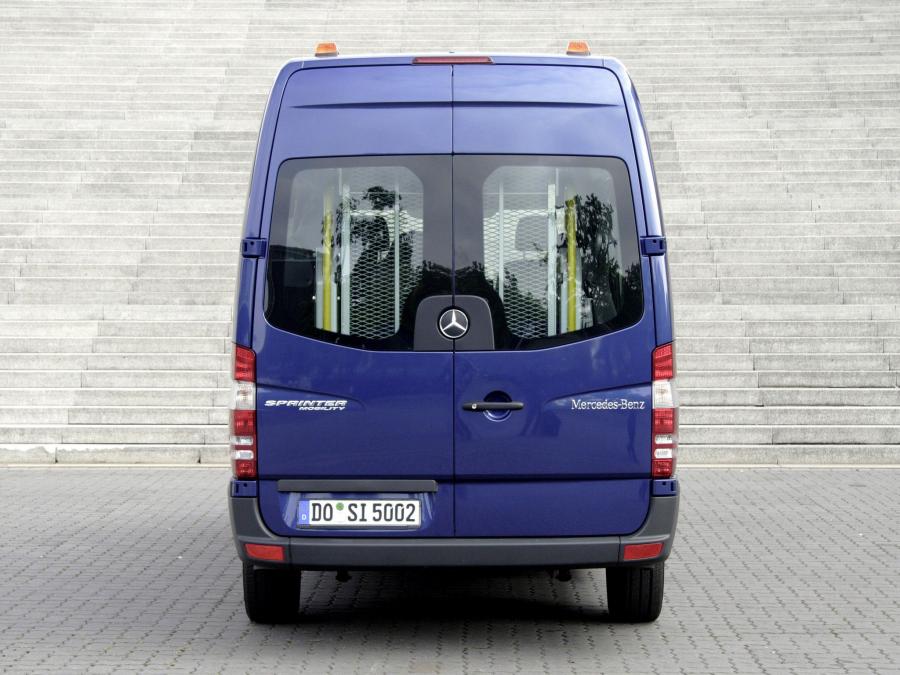  Mercedes-Benz Sprinter Mobility 23 2006 года  (фото 9 из 27)